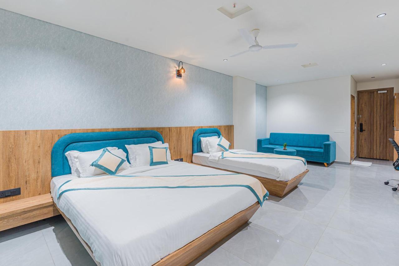 Hotel The Grand Heaven Gandhinagar Eksteriør billede